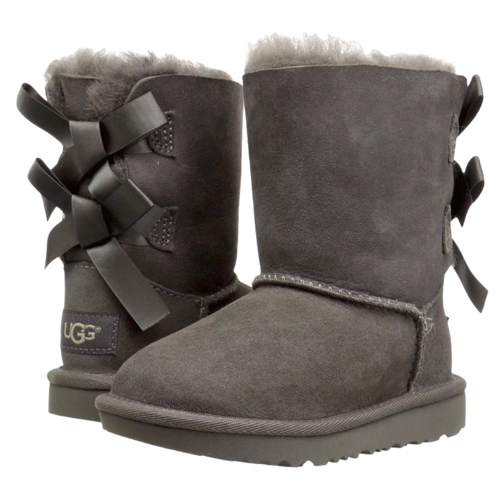 UGG 🎀 BAILEY BOW 🎀 BOOTS!  Authentic & Never Worn!